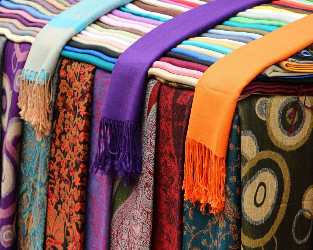 scarves-89483_1920